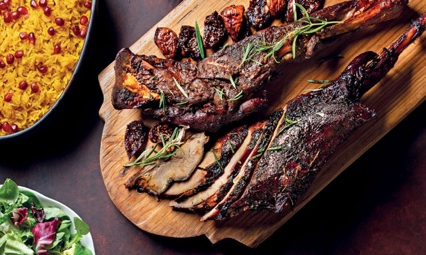 Cabrito no forno com arroz de açafrão